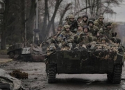 包含罗马痛失三分，保级困境愈发严峻的词条