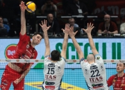 关于意大利队在势如破竹的状态下迎战的信息