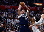 独行侠主场全胜，冲击西部前四名