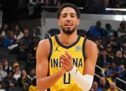 包含西亚卡姆陷入低谷，波尔津吉斯连败，掘金球队命运悬念！的词条