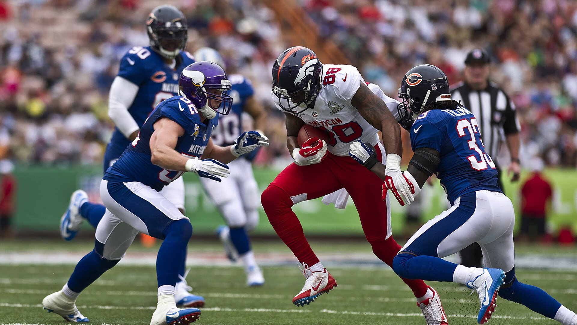 包含国王杯首回合激情夜!德约科维奇里突外投,AC米兰大胜拜仁慕尼黑的词条